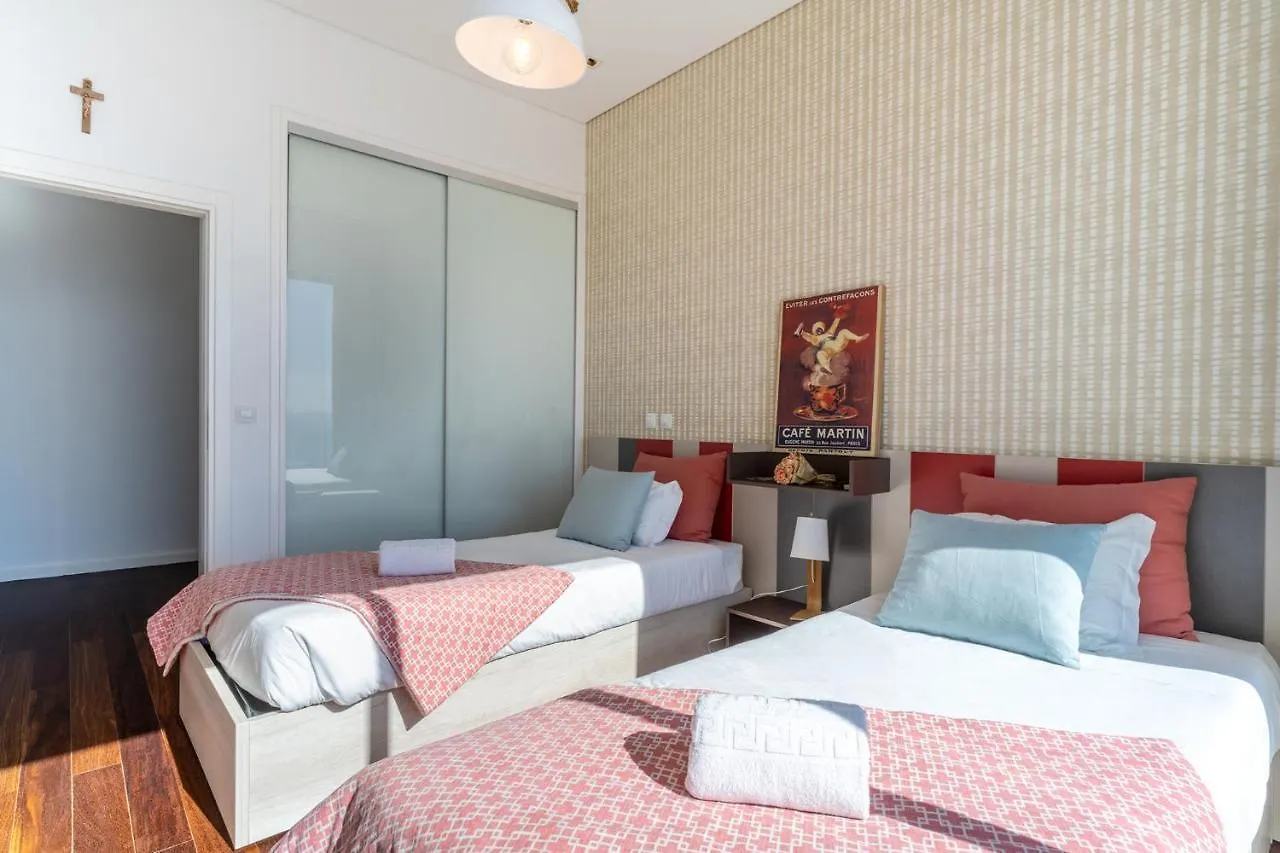 Luxury Villa Carlota With Private Pool By Hr Madeira Canico  Canico (Madeira)